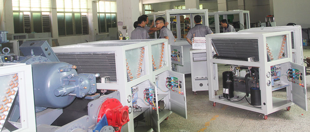 工業(yè)冷水機組生產-4